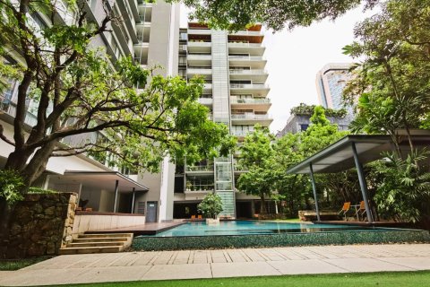 Condo in Bangkok, Thailand, 2 bedrooms  № 181207 - photo 16