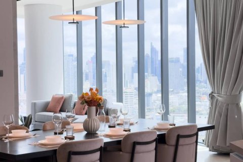 Condo in Bangkok, Thailand, 2 bedrooms  № 181212 - photo 2