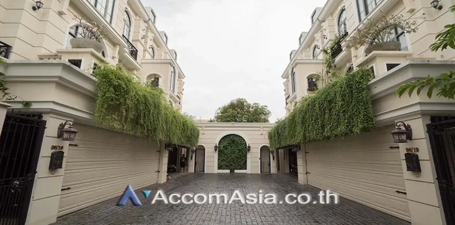 Reihenhaus in Watthana, Bangkok, Thailand 4 Schlafzimmer № 215914