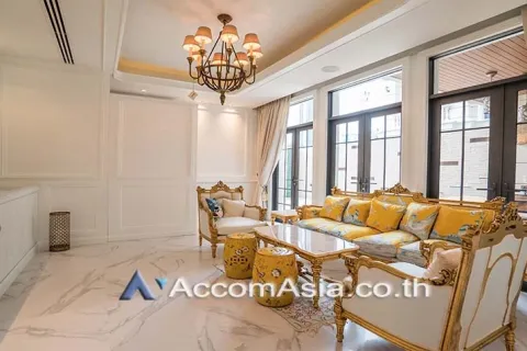 Reihenhaus in Watthana, Bangkok, Thailand 4 Schlafzimmer № 215914 - Foto 9