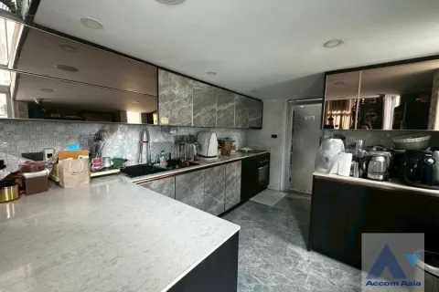 Penthouse in Watthana, Bangkok, Thailand 3 Schlafzimmer № 215913 - Foto 3