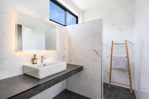 Вилла в Сураттхани, Таиланд с 6 спальнями  № 155824 - фото 10