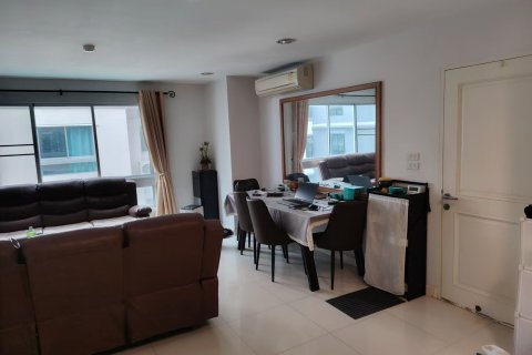 Кондоминиум с 2 спальнями в Самутпракане, Таиланд № 155827 - фото 2