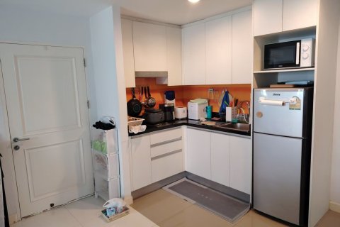 Кондоминиум с 2 спальнями в Самутпракане, Таиланд № 155827 - фото 3