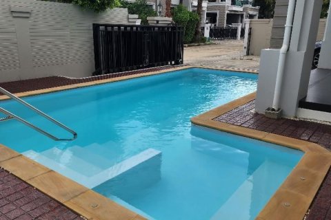 Maison à Bang Khae, Bangkok, Thaïlande 4 chambres № 155983 - photo 7