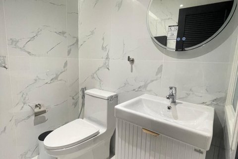 Studio dans le Condo à Kathu, Thaïlande  № 155987 - photo 12