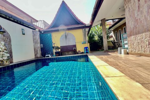 Villa à Pattaya, Thaïlande 3 chambres № 171563 - photo 4