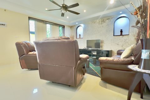 Villa à Pattaya, Thaïlande 3 chambres № 171563 - photo 9