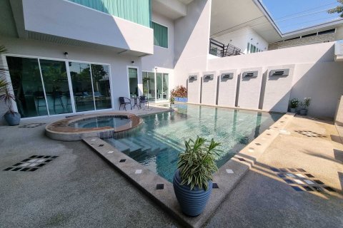 Villa à Pattaya, Thaïlande 4 chambres № 171561 - photo 26