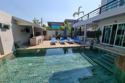 Villa à Pattaya, Thaïlande 4 chambres № 171561 - photo 27