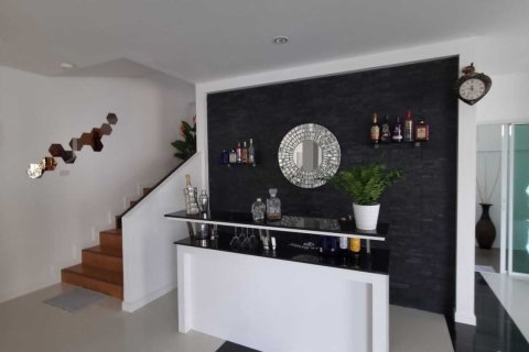 Villa à Pattaya, Thaïlande 4 chambres № 171561 - photo 13