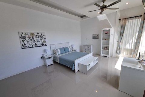 Villa à Pattaya, Thaïlande 4 chambres № 171561 - photo 5