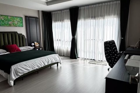 Villa à Pattaya, Thaïlande 4 chambres № 171559 - photo 13