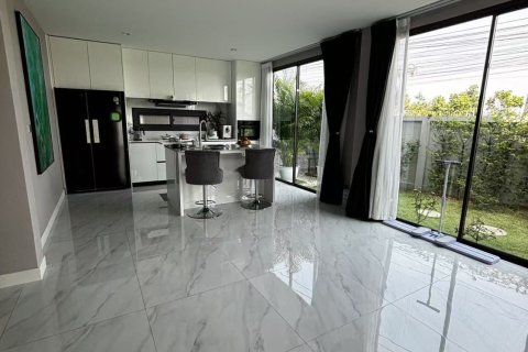 Villa à Pattaya, Thaïlande 4 chambres № 171559 - photo 10