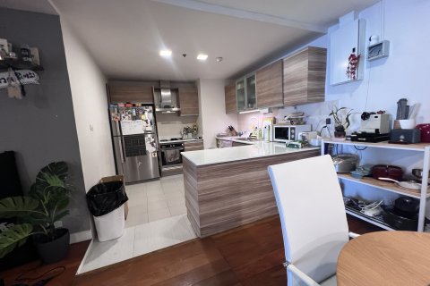 Кондоминиум с 2 спальнями в Ваттхане, Бангкок, Таиланд № 171562 - фото 3