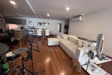 Кондоминиум с 2 спальнями в Ваттхане, Бангкок, Таиланд № 171562 - фото 4