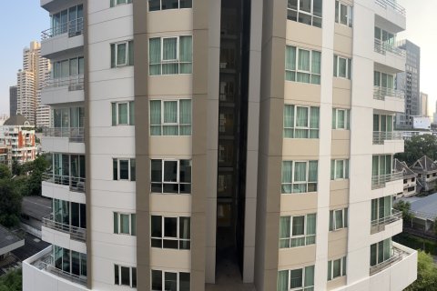 Кондоминиум с 2 спальнями в Ваттхане, Бангкок, Таиланд № 171562 - фото 13