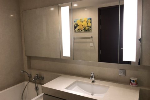 Condo à Watthana, Bangkok, Thaïlande, 2 chambres  № 163334 - photo 9