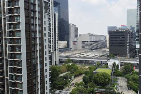 Studio in the Condo in Huai Khwang, Bangkok, Thailand  № 163332 - photo 5