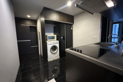 Condo à Watthana, Bangkok, Thaïlande, 2 chambres  № 163331 - photo 3