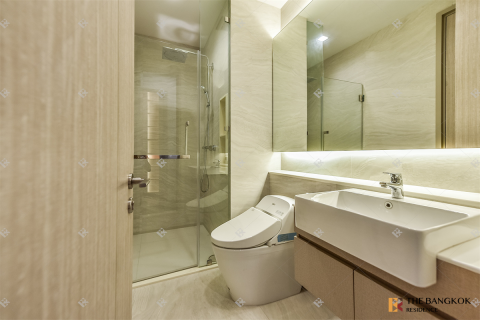Condo in Bangkok, Thailand, 3 bedrooms  № 189801 - photo 3