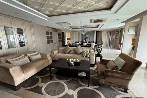 Condominio de 4 dormitorios en Bangkok, Tailandia № 209890 - foto 4