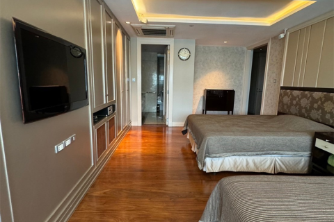 Condominio de 4 dormitorios en Bangkok, Tailandia № 209890 - foto 9