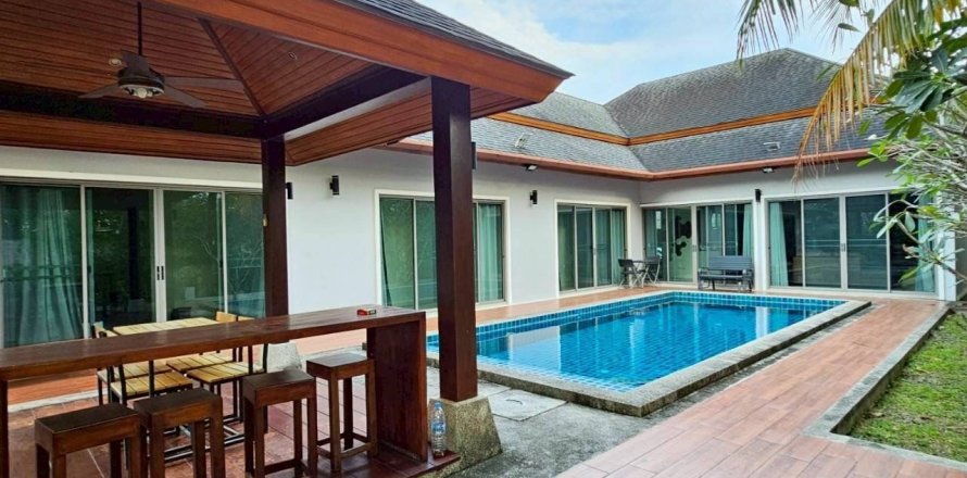 Villa in Phuket, Thailand 4 bedrooms № 159508
