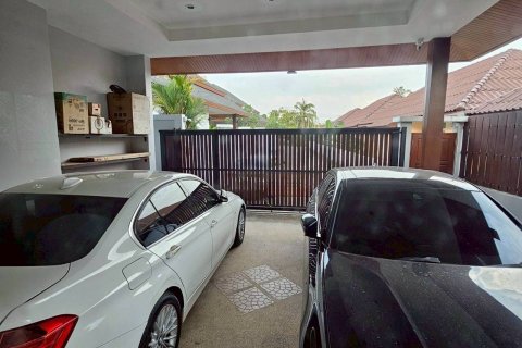 Villa in Phuket, Thailand 4 bedrooms № 159508 - photo 16