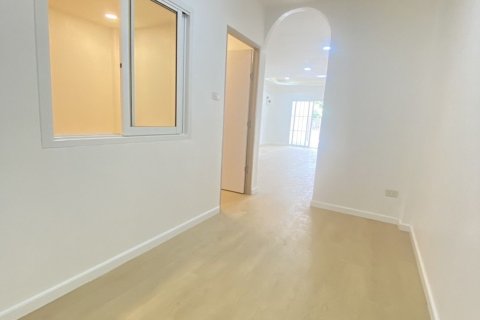 House in Phuket, Thailand 3 bedrooms № 159507 - photo 12