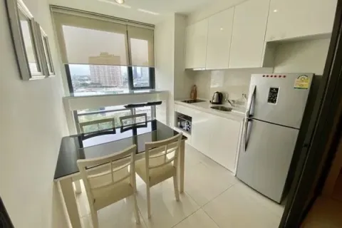 Studio in the Condo in Khlong Toei, Bangkok, Thailand  № 159504 - photo 3