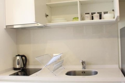 Studio in the Condo in Khlong Toei, Bangkok, Thailand  № 159504 - photo 9