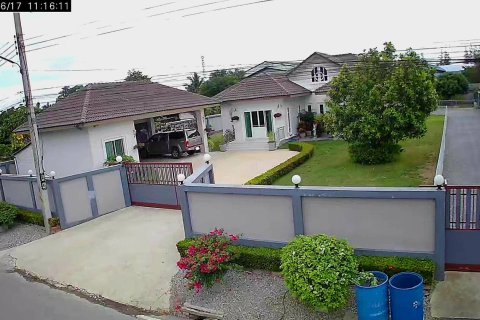 House in Nakhon Pathom, Thailand 5 bedrooms № 159503 - photo 6