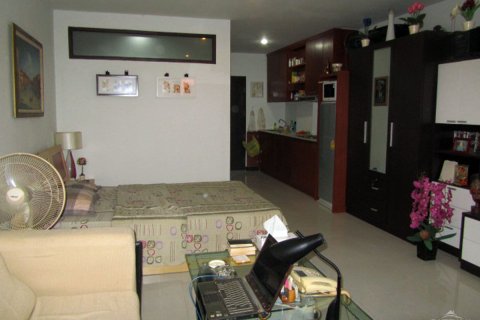 Studio dans le Condo sur Jomtien Beach, Pattaya, Thaïlande № 204416 - photo 3
