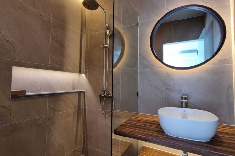 Villa in Phuket, Thailand 3 bedrooms № 148518 - photo 21