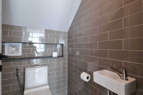 Villa in Phuket, Thailand 3 bedrooms № 148518 - photo 14