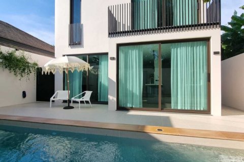 Villa in Phuket, Thailand 3 bedrooms № 148518 - photo 2
