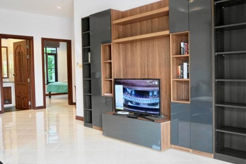 Condo à Hua Hin, Thaïlande, 3 chambres  № 168765 - photo 1