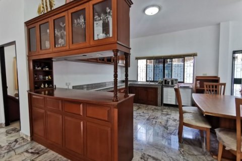 House in Pattaya, Thailand 3 bedrooms № 145427 - photo 5
