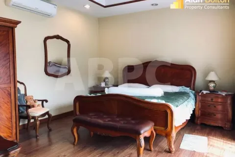 Casa de 3 dormitorios en Pattaya, Tailandia № 211529 - foto 19