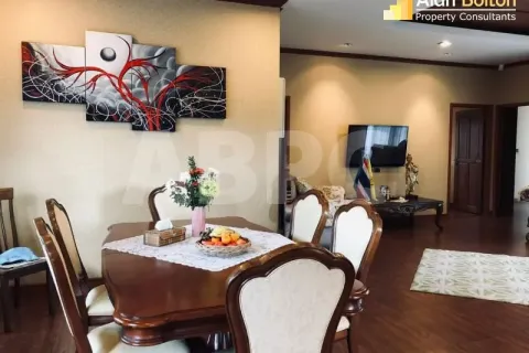 Casa de 3 dormitorios en Pattaya, Tailandia № 211529 - foto 7