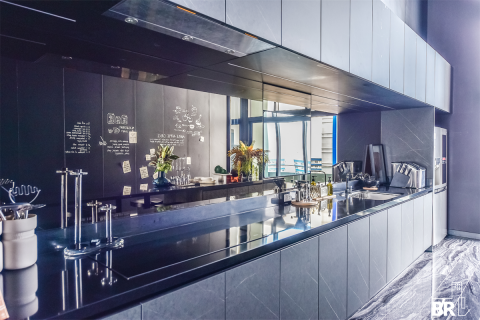Condo in Bangkok, Thailand, 2 bedrooms  № 209272 - photo 3