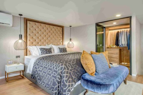 Condo in Bangkok, Thailand, 2 bedrooms  № 183706 - photo 4