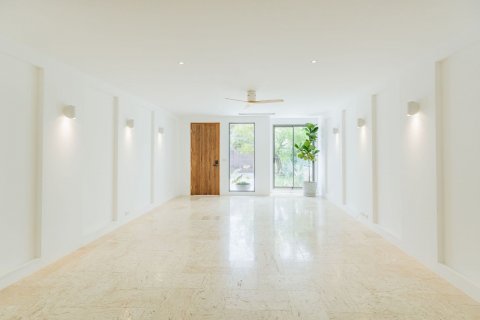 Townhouse à Watthana, Bangkok, Thaïlande 4 chambres № 137292 - photo 4