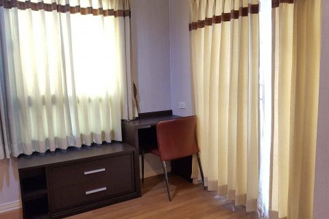 Condo in Phaya Thai, Bangkok, Thailand, 2 bedrooms  № 137289 - photo 9