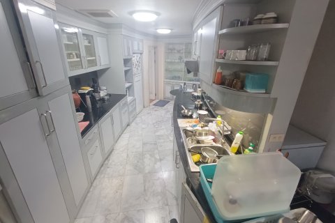 Condo à Khlong San, Bangkok, Thaïlande, 3 chambres  № 164684 - photo 11