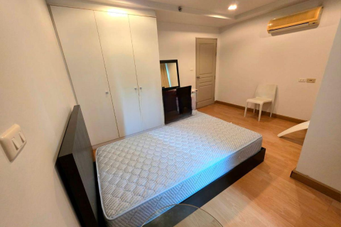 Кондоминиум с 3 спальнями в Ян Наве, Бангкок, Таиланд № 164685 - фото 3