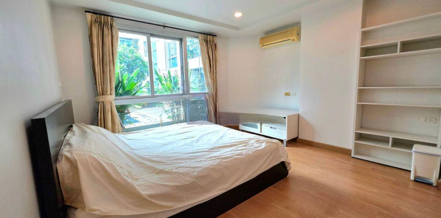 Кондоминиум с 3 спальнями в Ян Наве, Бангкок, Таиланд № 164685