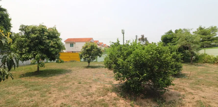 Земельный участок в Удонтхани, Таиланд 3300м2  № 164686