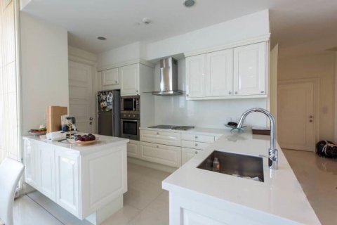 Condo à Bangkok, Thaïlande, 2 chambres  № 143362 - photo 4